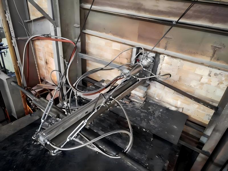 Taizhou Jili Glass Horseshoe Furnace Visualization System Glass horseshoe furnace visualization system at Taizhou Jili Glass